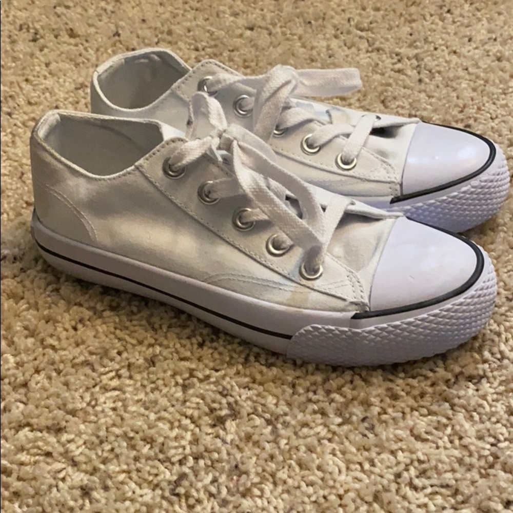 Women airwalk shoes